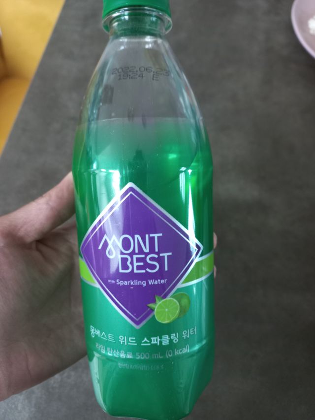 Montbest with Sparkling water Lime20병 리뷰 사진