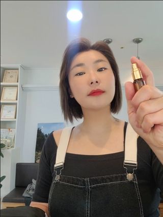 브에노 마더워트 시크릿 퍼퓸 미스트 — 5점을 준 리뷰어가 2021년 6월 올린 사용 사진