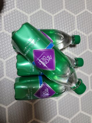 몽베스트 Montbest with Sparkling water Plain 20병 — 5점을 준 리뷰어가 2021년 10월 올린 사용 사진