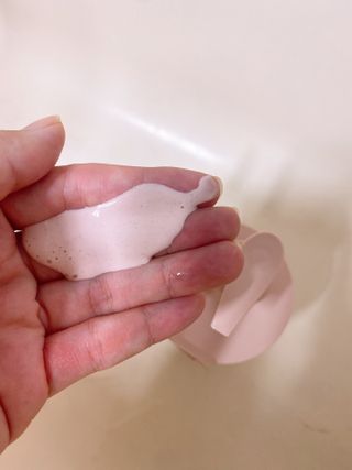벨먼 내추럴 스파 머드레티놀 바디워시(그린로즈, 미드나잇 피오니) — 4점을 준 리뷰어가 2022년 6월 올린 사용 사진