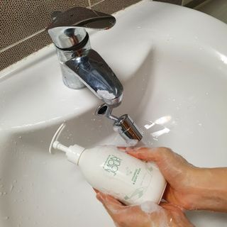 토박스코리아 몽쥬르 유아 샴푸앤워시 300ml — 5점을 준 리뷰어가 2021년 5월 올린 사용 사진