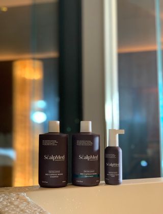 스칼프메드 레드캡슐바이옴 두피케어 프로바이오틱스 유산균 두피관리 세트 — 5점을 준 리뷰어가 2021년 4월 올린 사용 사진
