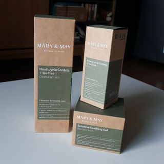 마리엔메이 센서티브 수딩 젤 크림 + 어성초 티트리 추출물 세럼 + 어성초 티트리 모공 클렌징 폼 — 5점을 준 리뷰어가 2021년 8월 올린 사용 사진