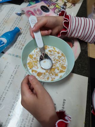 씨알푸드 뽀로로 시리얼 3종 — 5점을 준 리뷰어가 2022년 2월 올린 사용 사진
