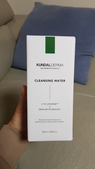 쿤달더마 C.P.R. 시카 pH밸런싱 클렌징 워터 500ml — 5점을 준 리뷰어가 2020년 12월 올린 사용 사진