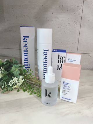 키노닉스 3종 세트 [펀더멘탈앰플 + 로지톤업선밀크 + 블루밍세럼인미스트] — 5점을 준 리뷰어가 2022년 3월 올린 사용 사진