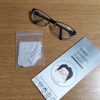 위케어 김서림방지 안경닦이 안티포그 극세사클리너 — 5점을 준 리뷰어가 2021년 2월 올린 사용 사진