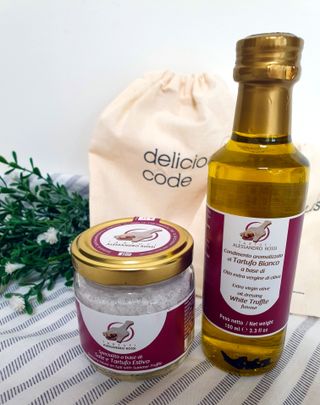 [딜리셔스코드] 타르투피 알레산드로 로시 트러플 소금 100g +트러플 오일 100ml set — 5점을 준 리뷰어가 2022년 5월 올린 사용 사진