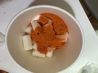 나우  [요리궁리] B타입 ( 매콤, 치즈, 매콤까르보 ) 꽃떡볶이 6개입 세트 — 5점을 준 리뷰어가 2025년 3월 올린 사용 사진