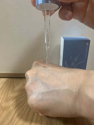 브에노 파리퀸 윌 페이스 오일 — 4점을 준 리뷰어가 2021년 6월 올린 사용 사진