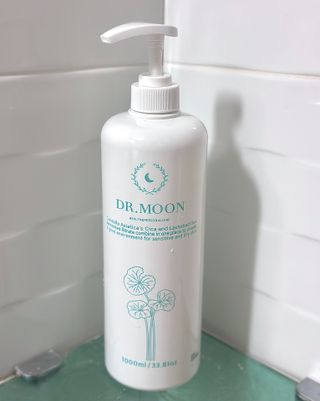 [닥터문] 센텔라 시카케어 화이트머스크 바디워시 1000ml — 4.5점을 준 리뷰어가 2023년 6월 올린 사용 사진