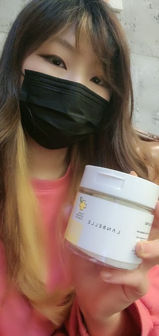 랑벨 비타 에너지 잡티 앰플 패드 65매 (투명하고 밝은 얼굴 광채패드) — 5점을 준 리뷰어가 2022년 5월 올린 사용 사진