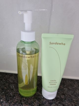 스킨큐어 산다화 순한 클렌징 동백 오일 200ml — 4.5점을 준 리뷰어가 2023년 4월 올린 사용 사진
