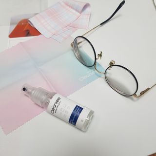 클리어씨 겨울 필수템 김서림방지 SET [안티포그 안경닦이 + 안경세정제 + 초극세사 패턴 클리너] — 5점을 준 리뷰어가 2022년 1월 올린 사용 사진