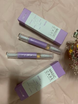뷰젤 매직케어 네일솔루션 손발톱 보습 영양제 펜슬타입 5ml — 5점을 준 리뷰어가 2022년 3월 올린 사용 사진