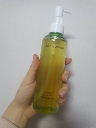 스킨큐어 산다화 순한 클렌징 동백 오일 200ml — 4점을 준 리뷰어가 2023년 4월 올린 사용 사진