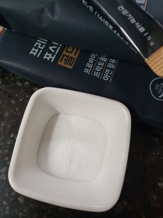 서울약사신협_프리미엄포스트바이오틱스골드_5g x 50포 — 5점을 준 리뷰어가 2021년 4월 올린 사용 사진