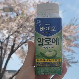 LIVE 매일바이오 알로에 드링킹 요거트 — 5점을 준 리뷰어가 2022년 4월 올린 사용 사진