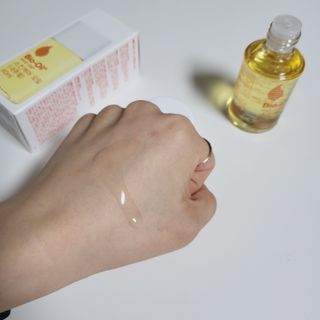 바이오오일 [바이오-오일] 스킨케어 오일 내추럴 60ml — 5점을 준 리뷰어가 2021년 12월 올린 사용 사진