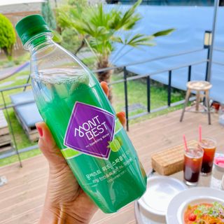 몽베스트 Montbest with Sparkling water Lime20병 — 4.5점을 준 리뷰어가 2021년 10월 올린 사용 사진
