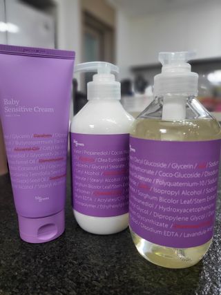 빅그린 베이비라인 3종세트 - 샴푸앤바디워시500ml,올인원로션500ml,바디크림170ml — 5점을 준 리뷰어가 2022년 11월 올린 사용 사진