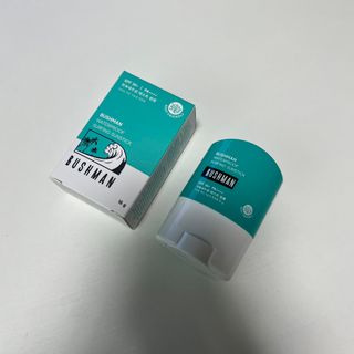 부쉬맨 워터프루프 서핑 선스틱 16g SPF50+ PA++++ — 4.5점을 준 리뷰어가 2023년 4월 올린 사용 사진