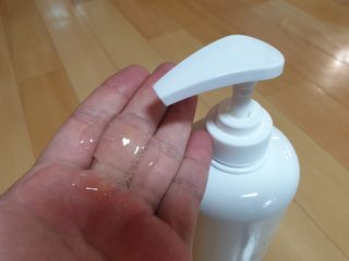 [닥터문] 센텔라 시카케어 화이트머스크 바디워시 1000ml — 5점을 준 리뷰어가 2023년 8월 올린 사용 사진