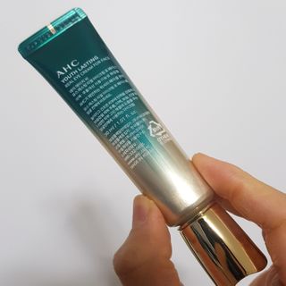 [NEW 탄력유턴 아이크림] AHC 유스 래스팅 리얼 아이크림 포 페이스 — 5점을 준 리뷰어가 2021년 2월 올린 사용 사진