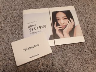 데싱디바 글레이즈 젤네일 스프링 프렌치 네일_5종 중 택 1 — 5점을 준 리뷰어가 2021년 9월 올린 사용 사진