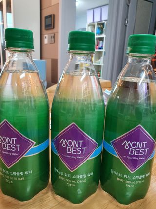 몽베스트 Montbest with Sparkling water Plain 20병 — 5점을 준 리뷰어가 2022년 5월 올린 사용 사진