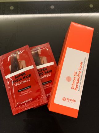 아이앤립 / EYENLIP 아이앤립 연어오일 리바이탈라이징 토너 — 5점을 준 리뷰어가 2021년 3월 올린 사용 사진