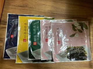 [해림맛김] 들기름에 구운 바삭바삭 김 4종 세트 + 1종 랜덤발송 총5개입 — 5점을 준 리뷰어가 2021년 2월 올린 사용 사진