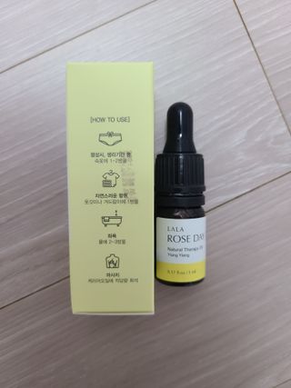 라라로즈데이 시즌2 천연 아로마오일 Y존 케어 속옷향수 이너퍼퓸 5ml  여성의 자존감을 UP시키자 — 3.5점을 준 리뷰어가 2021년 9월 올린 사용 사진