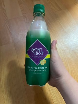 몽베스트 Montbest with Sparkling water Lemon OR Lime 20병(랜덤) — 5점을 준 리뷰어가 2023년 2월 올린 사용 사진