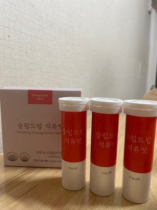 [슬림드랍 석류맛] 건기식 다이어트 보조제 겸 비타민 — 5점을 준 리뷰어가 2022년 1월 올린 사용 사진