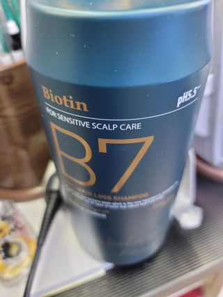 [포레스트스토리] 탈모증상완화 샴푸 1,000ml — 5점을 준 리뷰어가 2022년 3월 올린 사용 사진
