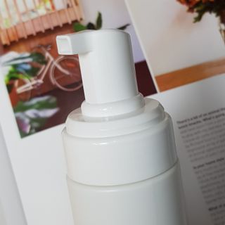[바이로담] 저자극 약산성버블 폼 폼클렌징 150ml — 4.5점을 준 리뷰어가 2021년 3월 올린 사용 사진