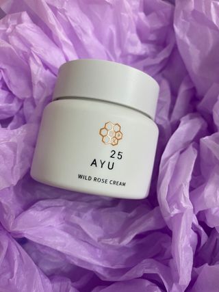 AYU25[아유트웬티파이브]다마스크로즈워터 베이스 천연 수분 촉촉 크림 — 리뷰어가 2021년 2월 올린 사용 사진