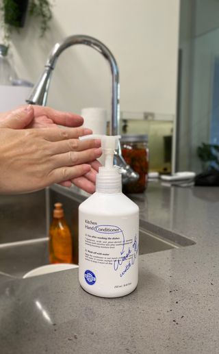 [블랑코클리닝] 키친 핸드컨디셔너 250ml — 5점을 준 리뷰어가 2022년 8월 올린 사용 사진