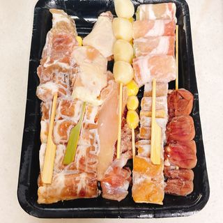 [다물꼬치] 모듬꼬치 10개 +데리야끼소스120g+매운고추소스120g — 4.5점을 준 리뷰어가 2021년 11월 올린 사용 사진