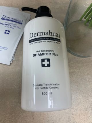 더마힐 헤어 컨디셔닝 샴푸 500ml 3종 중 택1 — 5점을 준 리뷰어가 2021년 4월 올린 사용 사진