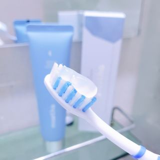 매스티나 프리미엄 매스티스 치약 — 3점을 준 리뷰어가 2021년 5월 올린 사용 사진