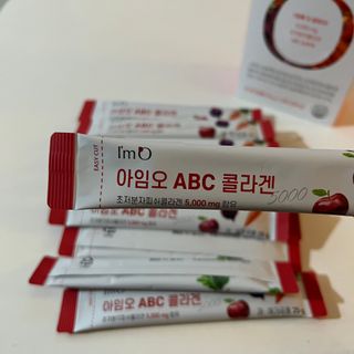 아임오 ABC 콜라겐 젤리 14포 — 5점을 준 리뷰어가 2022년 3월 올린 사용 사진