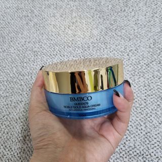 비엠비코 [썸머케어] 퀸79 노블 골드 아쿠아크림+더 선스틱 SPF50+PA+++ — 5점을 준 리뷰어가 2021년 5월 올린 사용 사진
