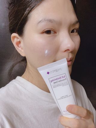 셀프 모이스처라이징 프로텍션 크림 셀프 모이스처라이징 프로텍션크림 — 5점을 준 리뷰어가 2022년 3월 올린 사용 사진