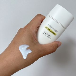 아이레시피 모이스트터치 스포츠 선밀크 50ml (SPF50+ PA+++) — 5점을 준 리뷰어가 2023년 6월 올린 사용 사진