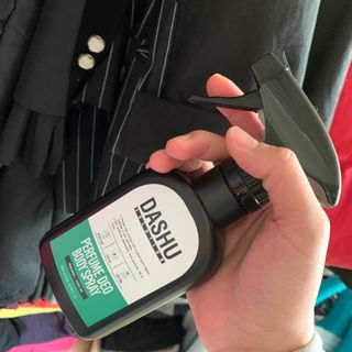 다슈코리아 다슈 솔루션 퍼퓸 데오 바디스프레이 프레쉬 그린 200ml — 4.5점을 준 리뷰어가 2021년 5월 올린 사용 사진