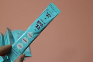 페페로니 잘 먹는 캣츄 - 원양선 참치 24개입 — 3점을 준 리뷰어가 2021년 8월 올린 사용 사진