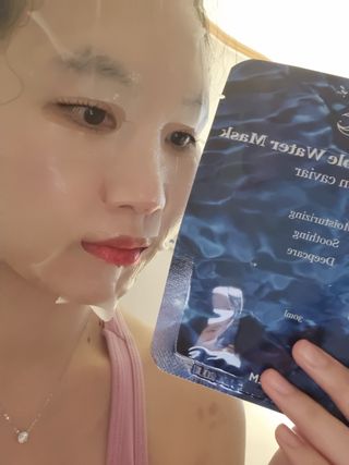 체르엠 그린 케비어 더블워터 마스크팩 5매입  2팩 — 5점을 준 리뷰어가 2021년 11월 올린 사용 사진