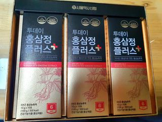 서울약사신협_투데이홍삼정플러스스틱_10g x 30포 — 5점을 준 리뷰어가 2021년 5월 올린 사용 사진